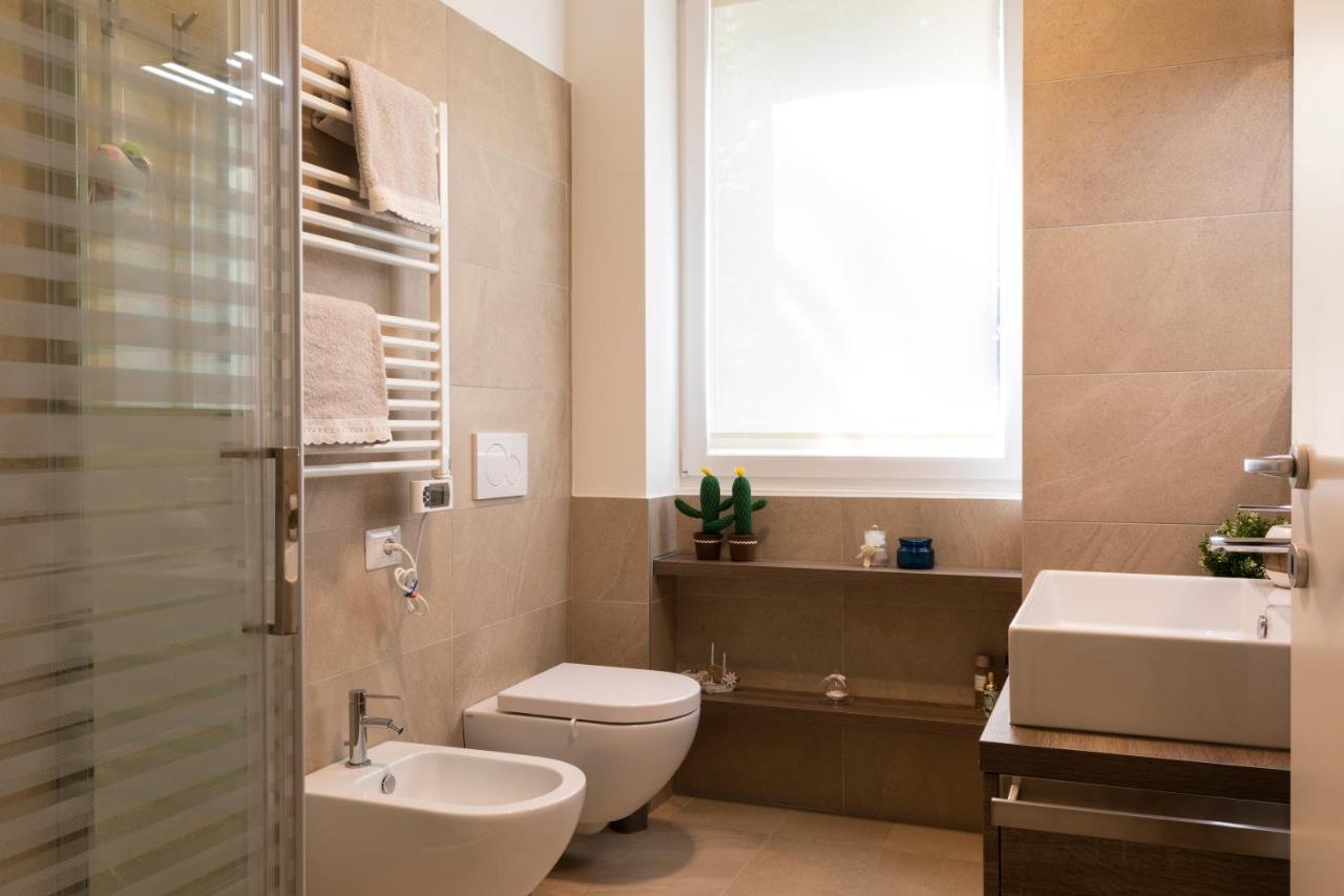 West Milan - Modern And Comfortable Apartment Екстер'єр фото